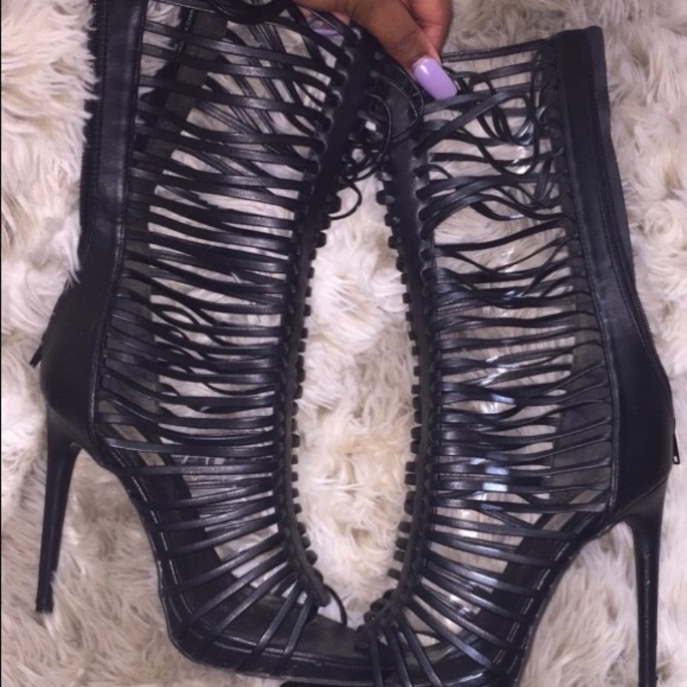 STEVE MADDEN HEELS